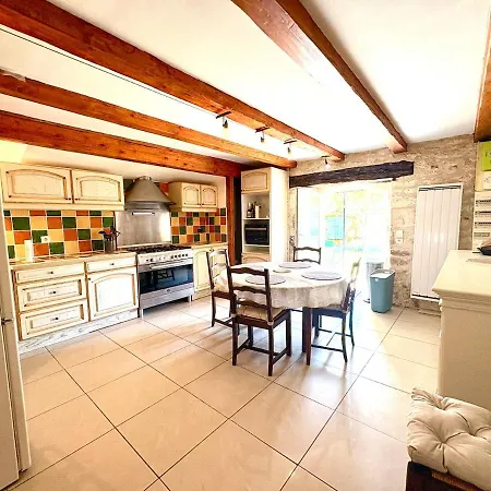 Maison De Charme & Pierre Du Lot Casa de Férias Blars